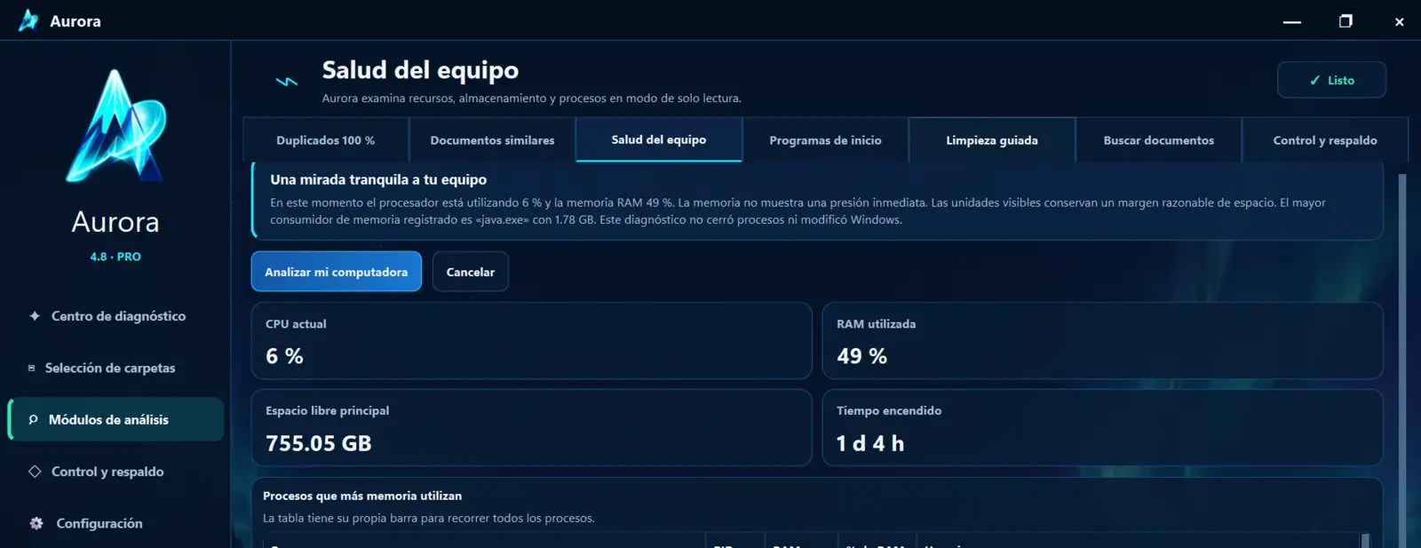 Salud del equipo en Aurora 4.8 mostrando CPU, RAM, espacio disponible y tiempo encendido